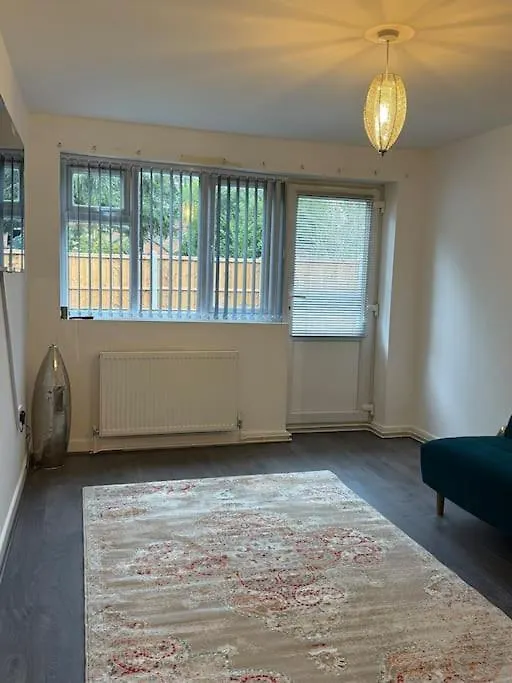 Heath Villa Solihull Holiday home